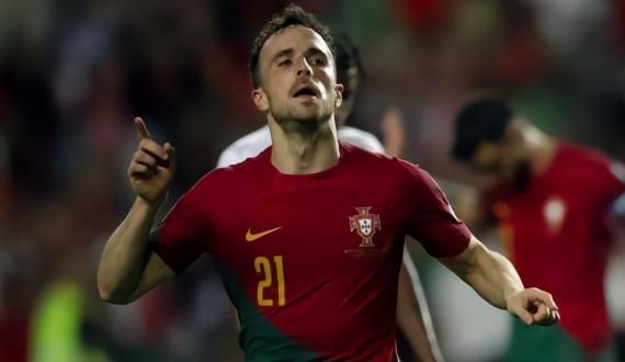 美红列车41章